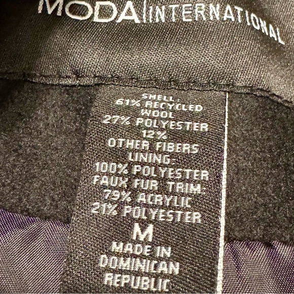 Moda International Wool Y2K Black Faux Fur Detachable Collar Midi Length Coat - Picture 9 of 9